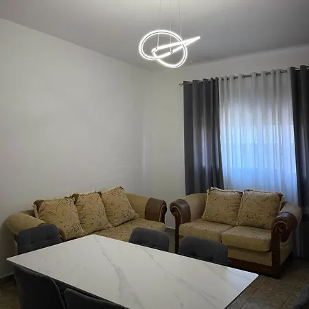 Fusha Lägenhet Velipojë